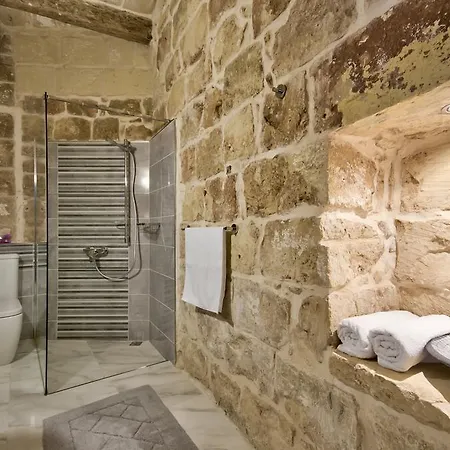 Holiday home Ta Rozamari Zejtun
